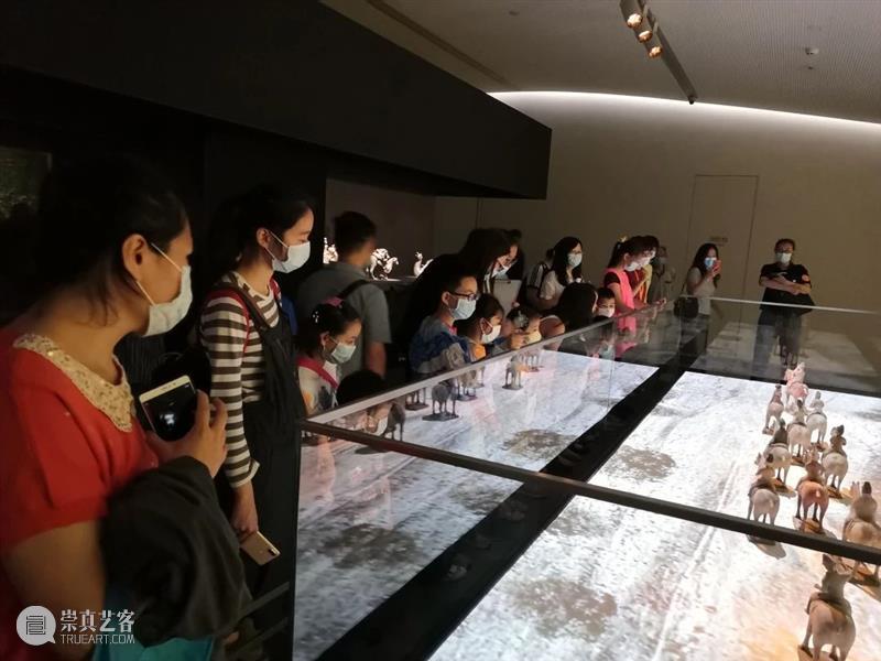 震旦博物馆活动报名 |【亲子活动】震旦博物馆奇妙夜 黄浦江畔文化宝盒 震旦博物馆 活动 亲子 习习 秋风 暮蝉 清鸣 汉唐 陶俑 楼内 崇真艺客